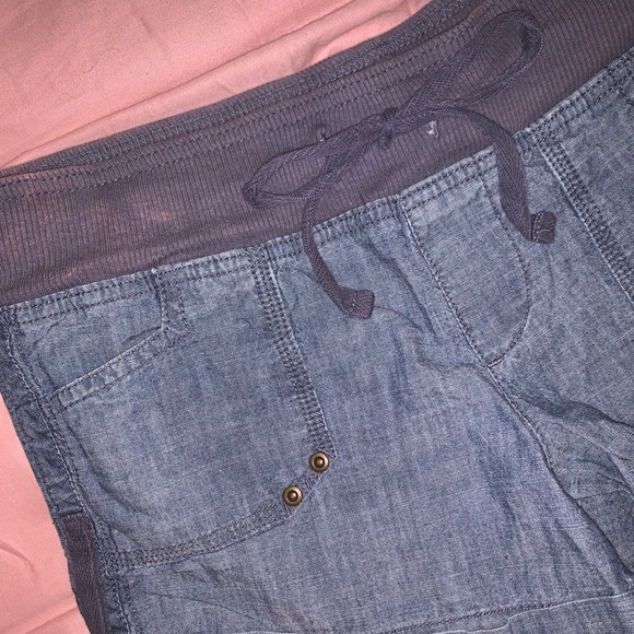 Gap Blue Jean Comfy Drawstring Shorts Sz 0 - Picture 3 of 6